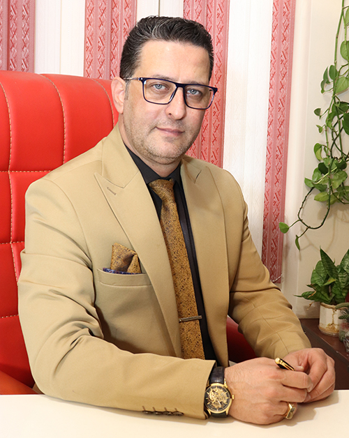 بازی درمانی، کلینیک بازی درمانی، دکتر احمد اخوان عطار، متخصص بازی درمانی، درمان مشکلات کودکان، مشاوره کودک، روانشناس کودک، اختلالات رفتاری کودکان، درمان اضطراب کودکان، درمان افسردگی کودکان، مشکلات یادگیری کودکان، تقویت مهارت‌های اجتماعی کودکان، بازی درمانی برای نوجوانان، بازی درمانی برای بزرگسالان، تکنیک‌های بازی درمانی، فواید بازی درمانی، کارگاه‌های بازی درمانی، مشاوره والدین، روانشناسی کودک و نوجوان، درمان اختلالات رفتاری